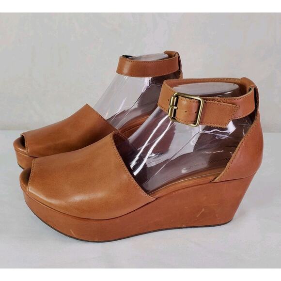 Chocolat Blu Womens Sz 10 Wawa Wedge Sandals Brown Leather Peep Toe Buckle - Picture 1 of 10